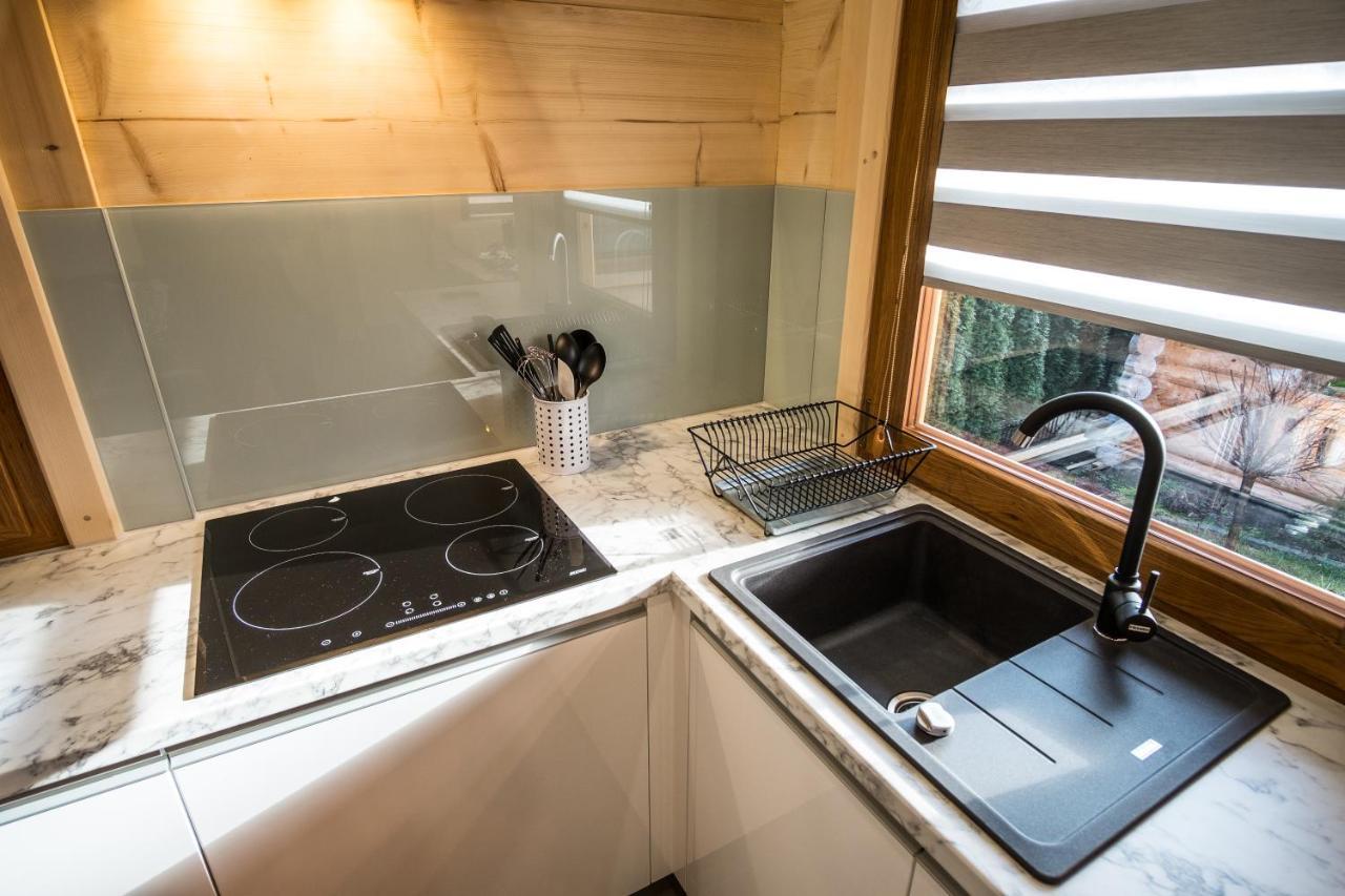 Domek & Apartament Na Ogrodzie Suche Exteriör bild