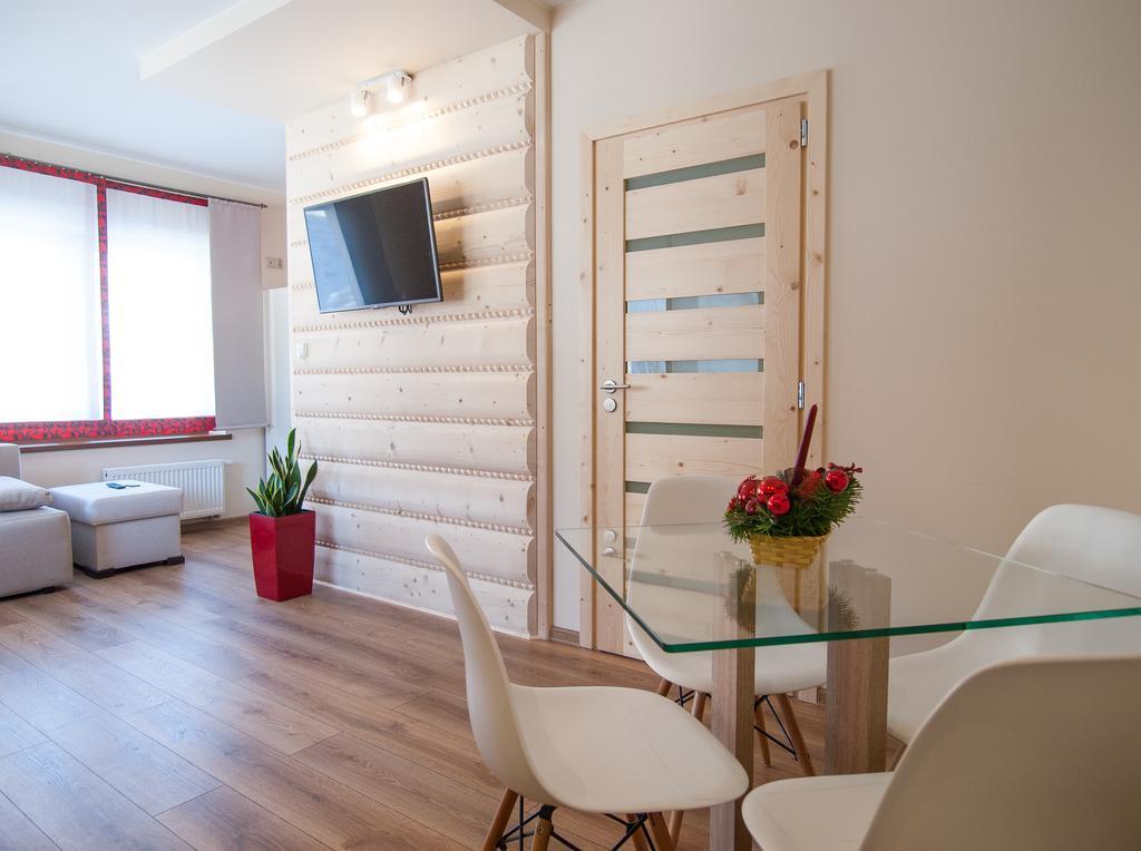 Domek & Apartament Na Ogrodzie Suche Exteriör bild