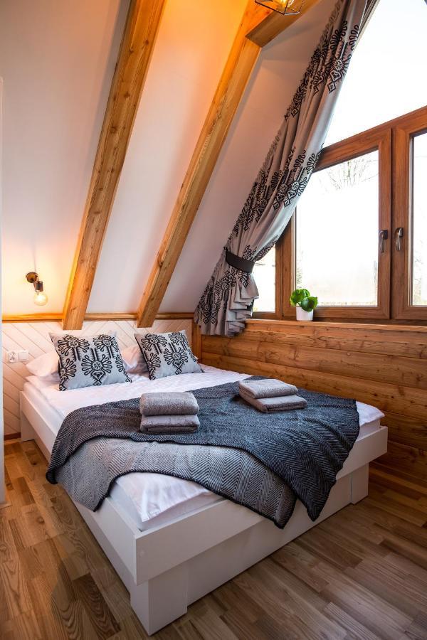 Domek & Apartament Na Ogrodzie Suche Exteriör bild